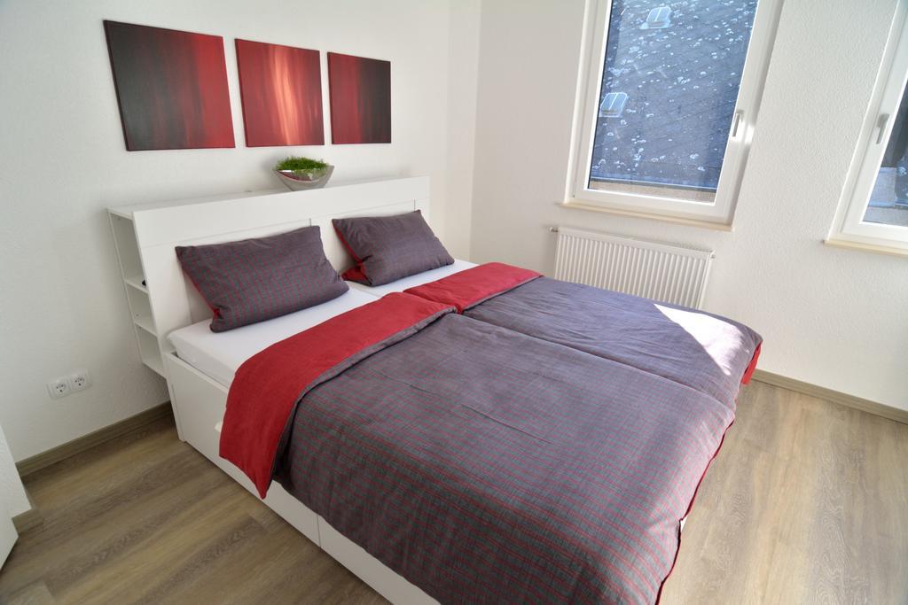 Haus Mosel Apartment Klotten Phòng bức ảnh